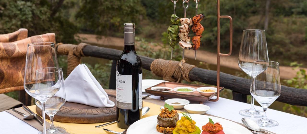 Banjaar Tola Kanha National Park - A Taj Safari Lodge Εξωτερικό φωτογραφία